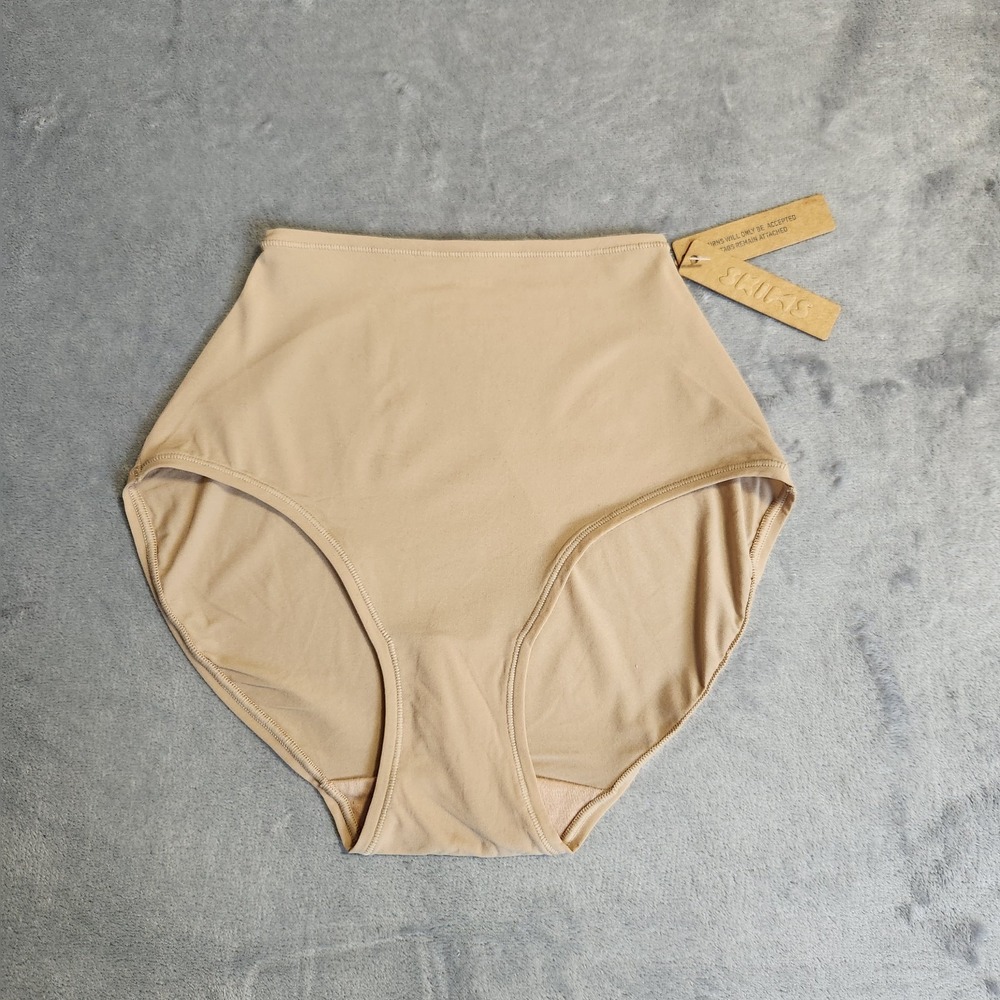 SKIMS Fits Everybody Full Brief Underwear Clay Tan Nude Size XS New With Tags